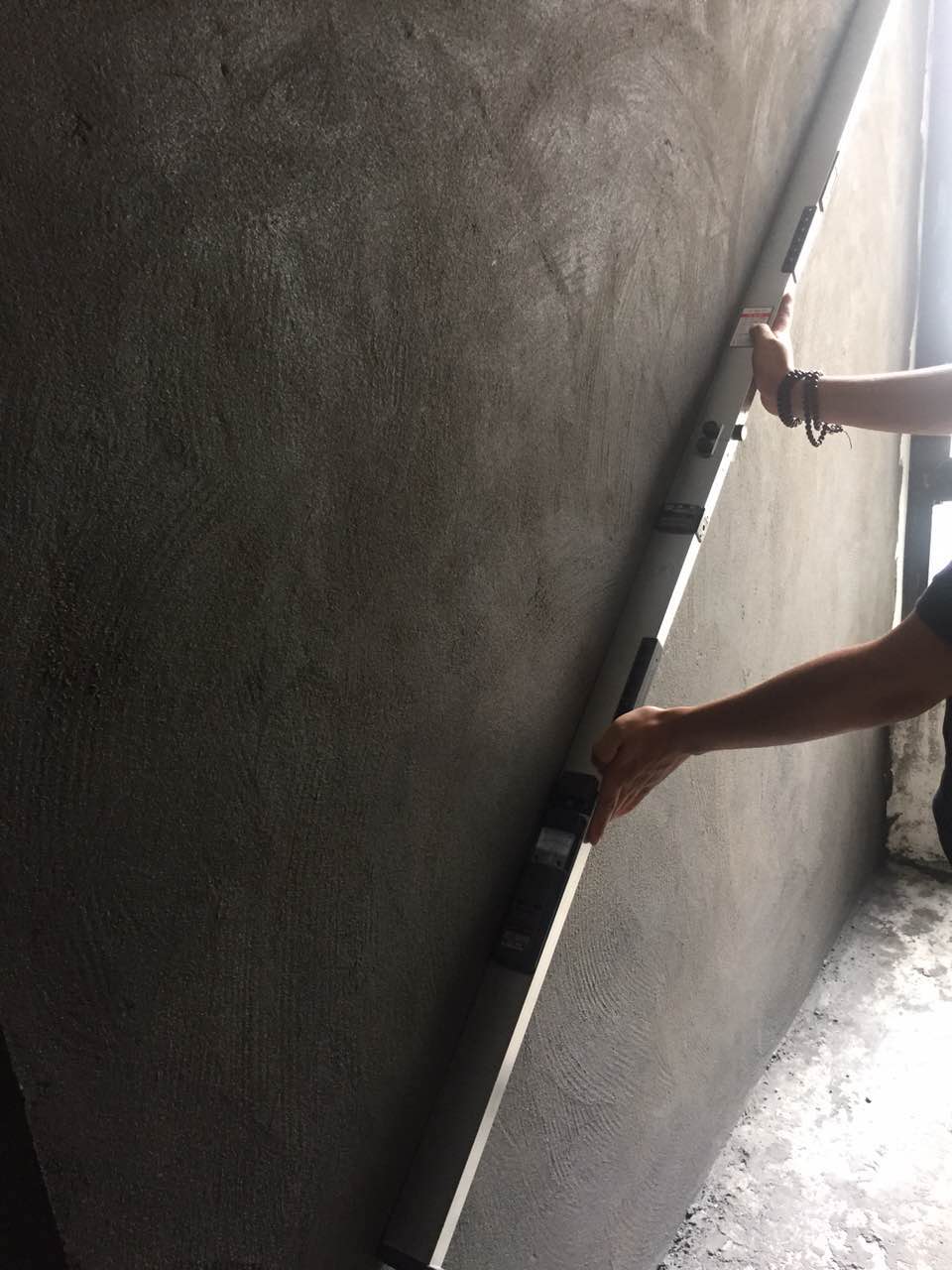砌墙